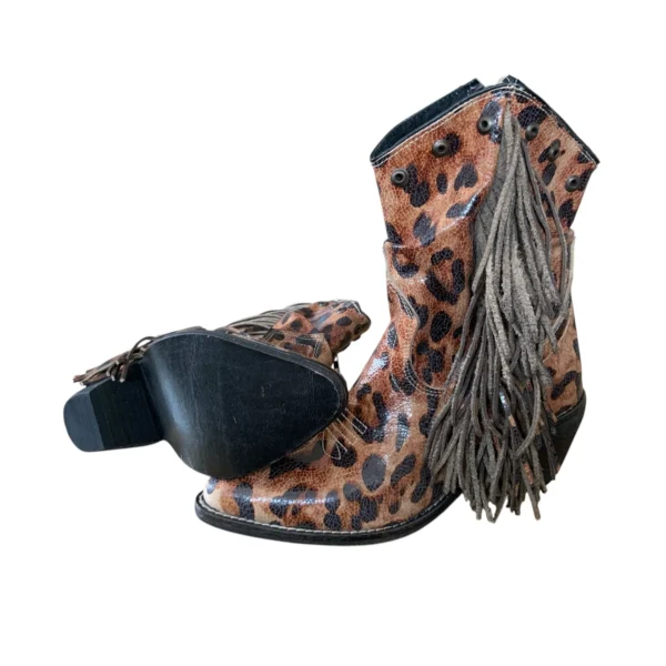 Kavelina bota western modelo baari